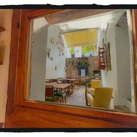 易博尔纳特住宿加早餐旅馆 4* 圣让皮耶德波尔