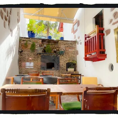 易博尔纳特住宿加早餐旅馆 4*