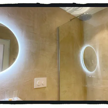 易博尔纳特住宿加早餐旅馆 4* 圣让皮耶德波尔