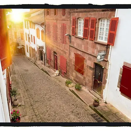 住宿加早餐酒店 易博尔纳特住宿加早餐旅馆 圣让皮耶德波尔
