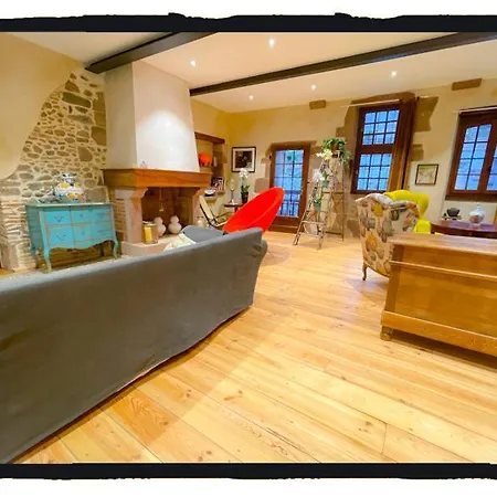 לינה וארוחת בוקר D'hotes Maison E.bernat 4*