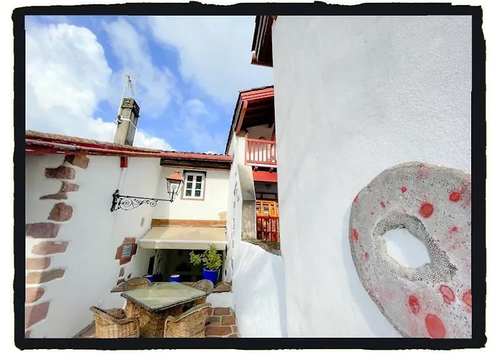 D'hotes Maison E.bernat فندق مبيت وإفطار سان جان بييه دو بور