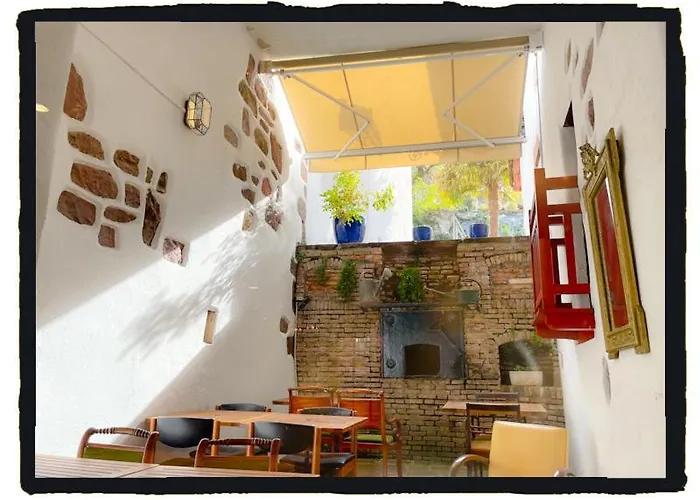 فندق مبيت وإفطار D'hotes Maison E.bernat