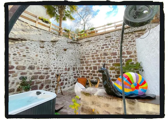 فندق مبيت وإفطار D'hotes Maison E.bernat سان جان بييه دو بور