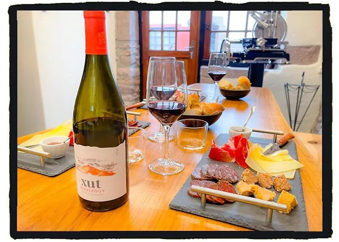 D'hotes Maison E.bernat Bed & Breakfast