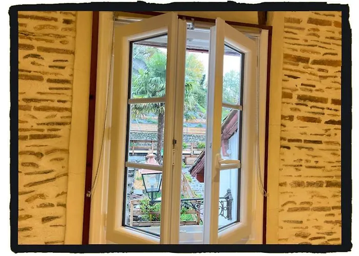 D'hotes Maison E.bernat Bed & Breakfast